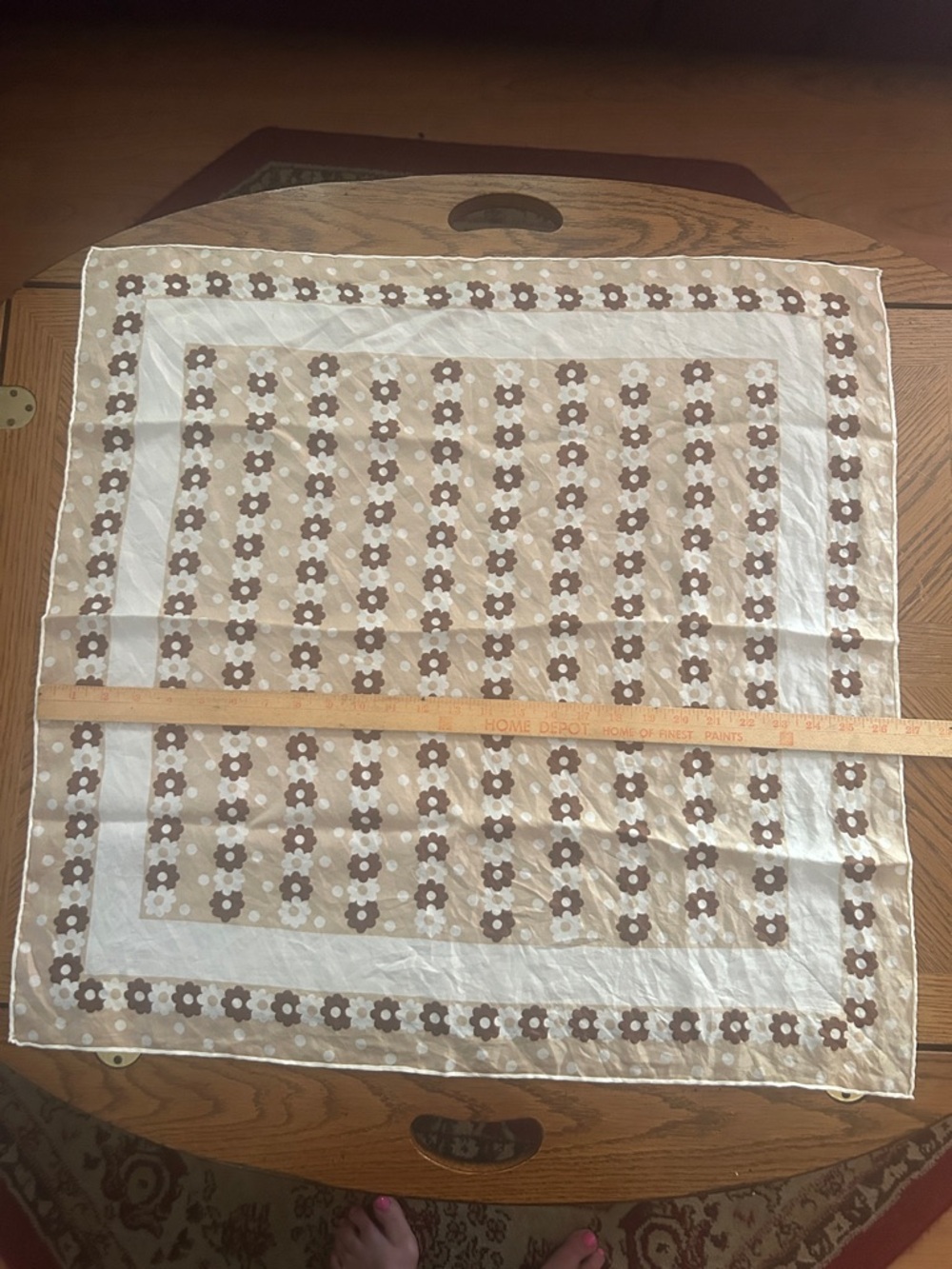 Vintage Daisy Square Scarf - Picture 3 of 10